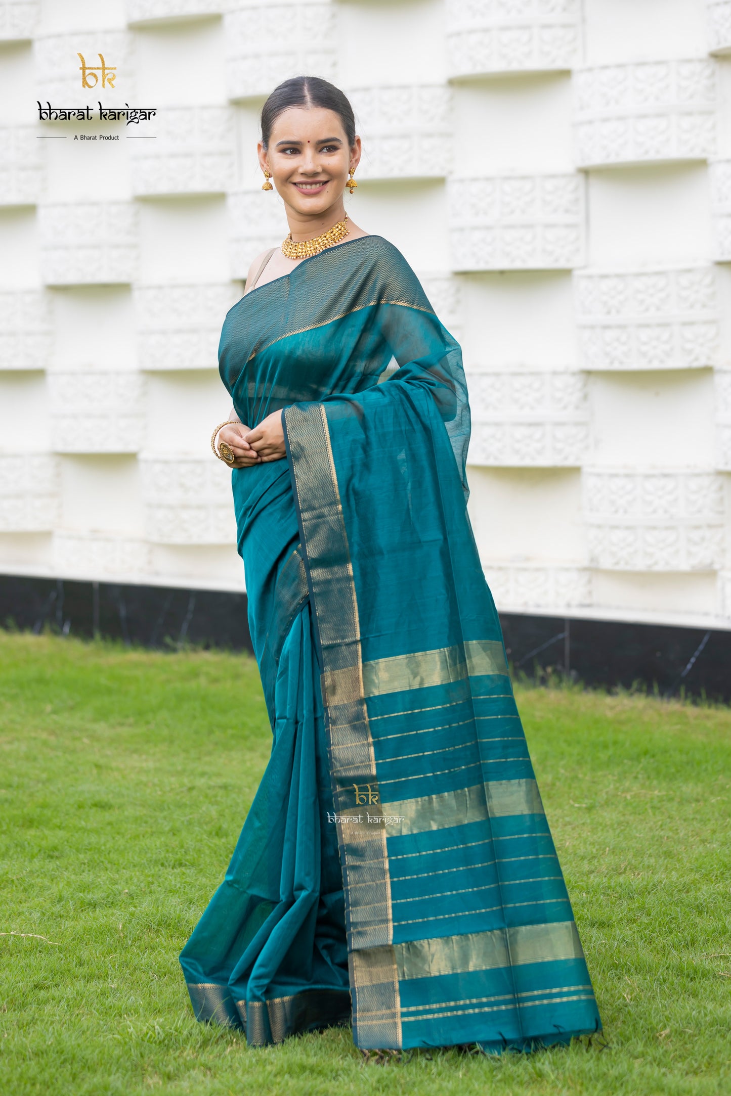 Maheshwari handloom Saree -Product code-THA061