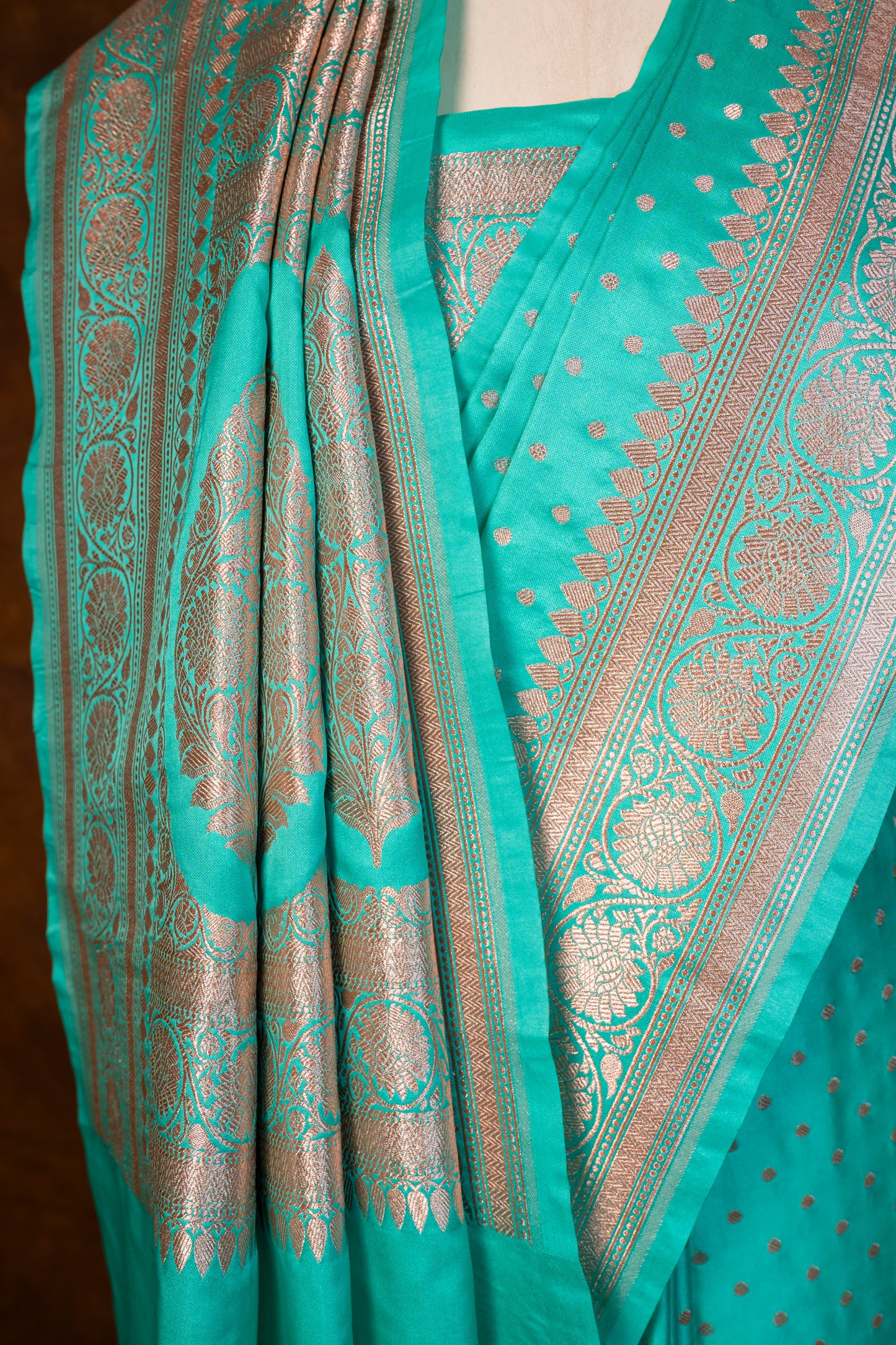 Banarasi mashru handloom Silk code-BYD024