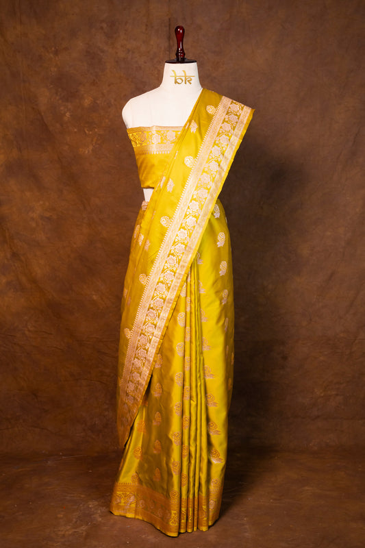 Banarasi mashru handloom Silk code-BYD025
