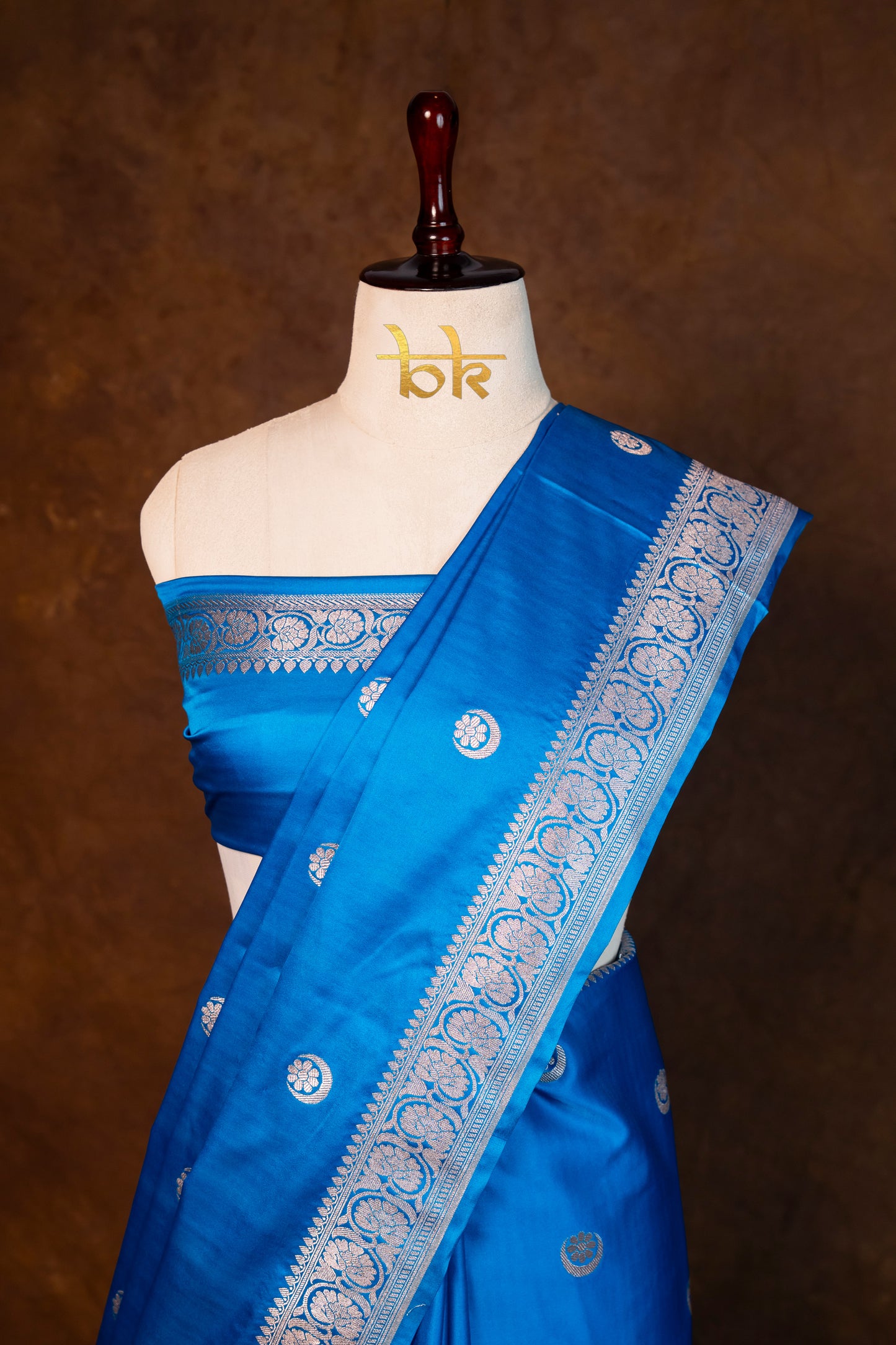 Banarasi mashru handloom Silk code-BYD026