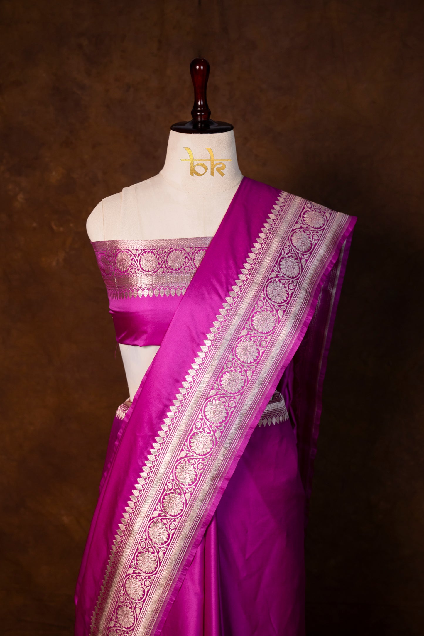 Banarasi mashru handloom Silk code-BYD033
