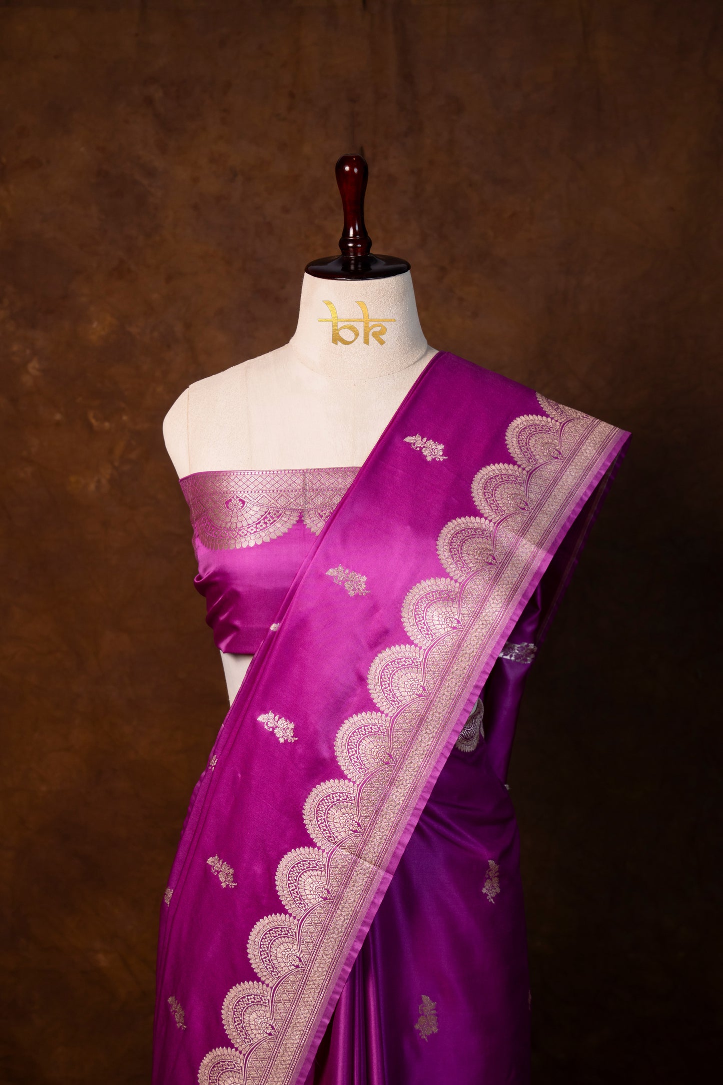 Banarasi mashru handloom Silk code-BYD045