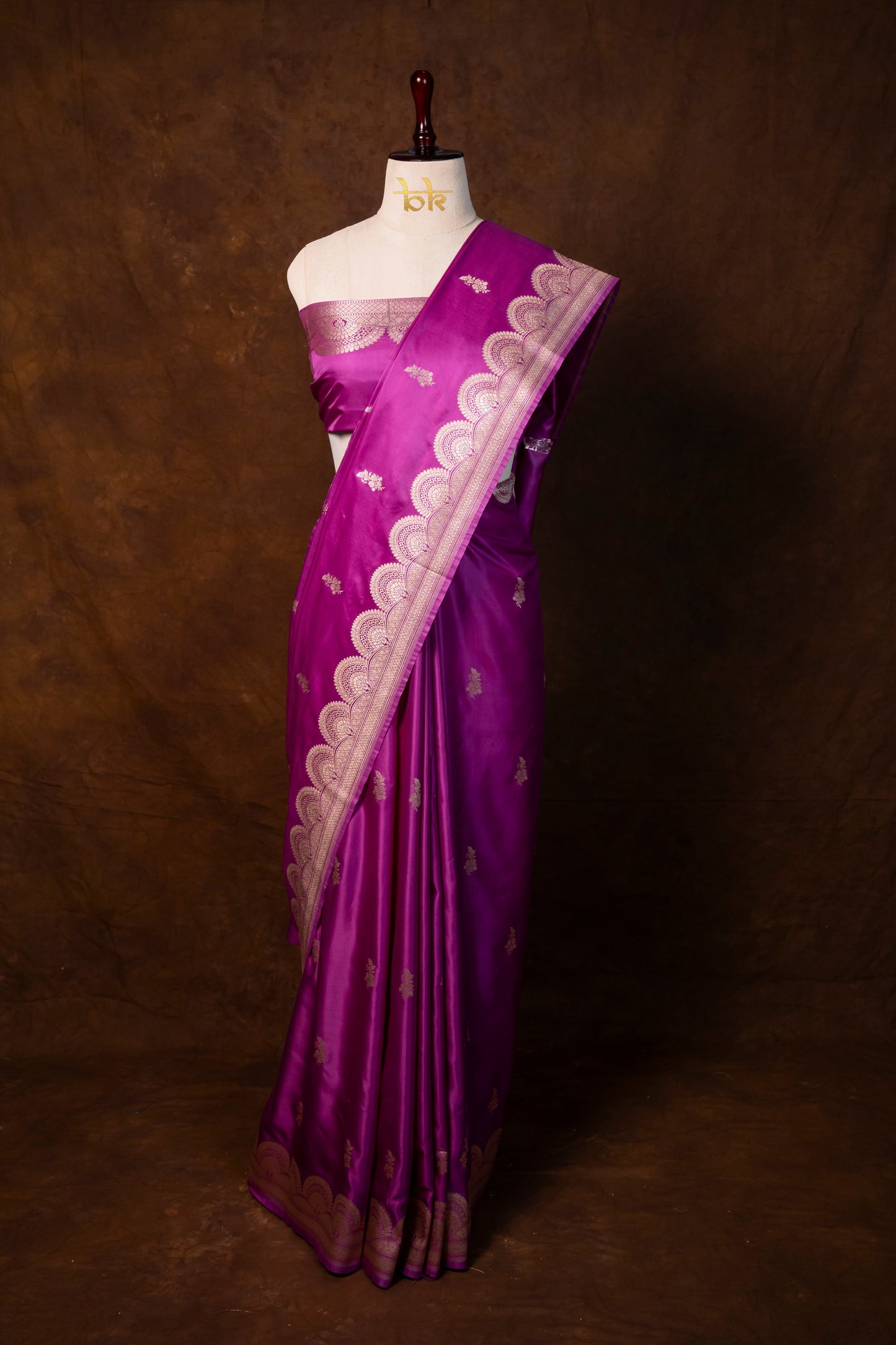 Banarasi mashru handloom Silk code-BYD045