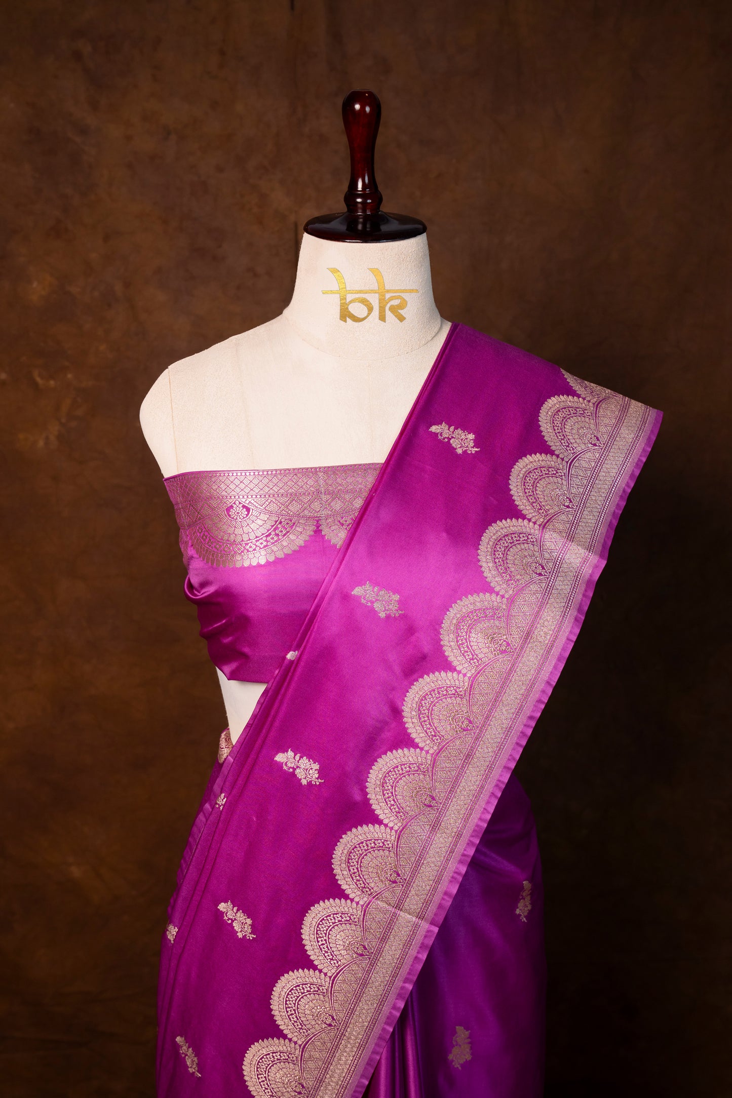 Banarasi mashru handloom Silk code-BYD045