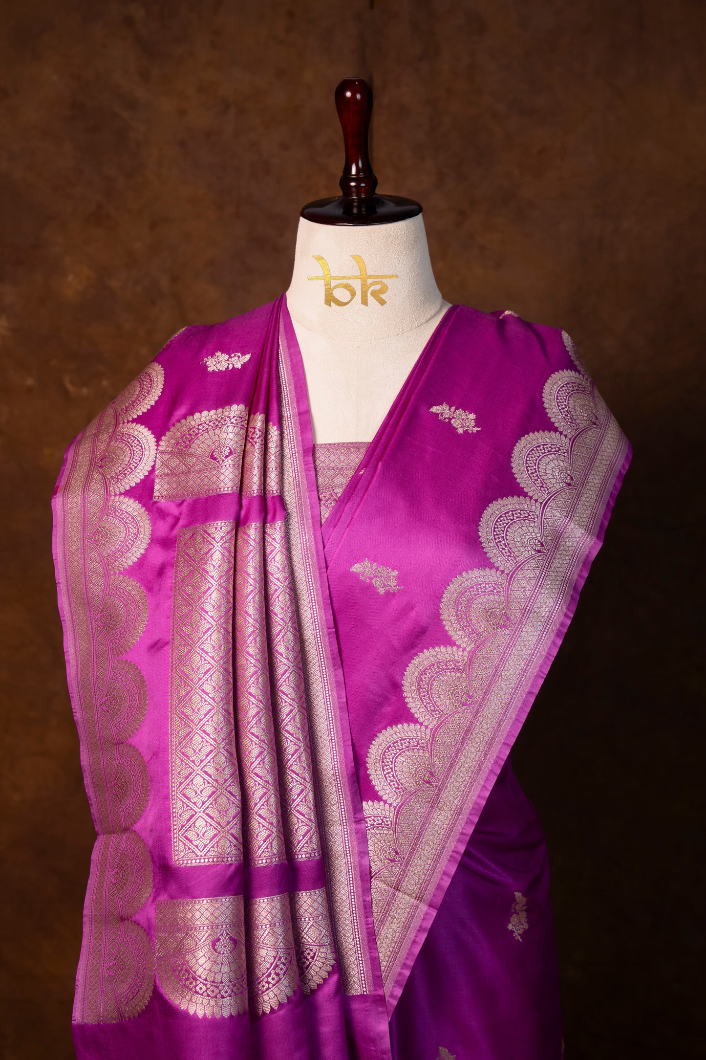 Banarasi mashru handloom Silk code-BYD045
