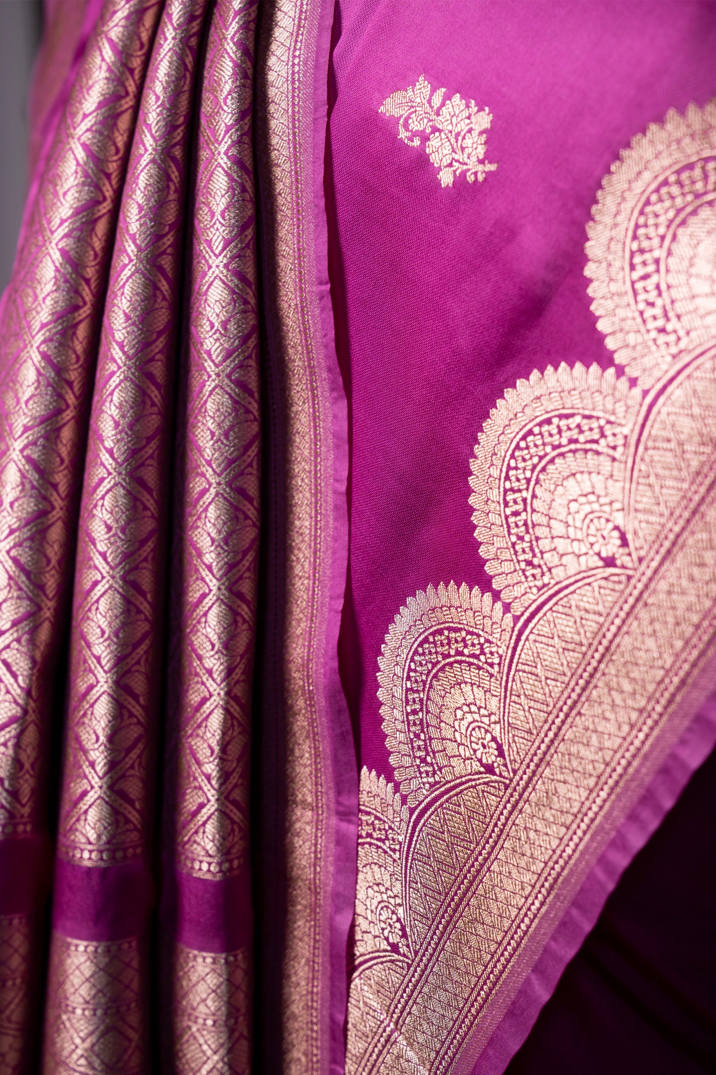 Banarasi mashru handloom Silk code-BYD045