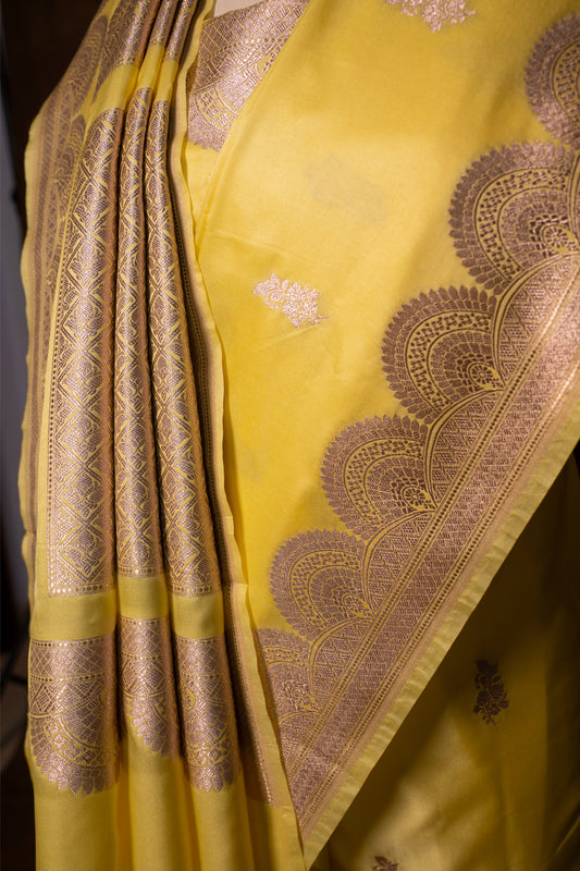 Banarasi mashru handloom Silk code-BYD036