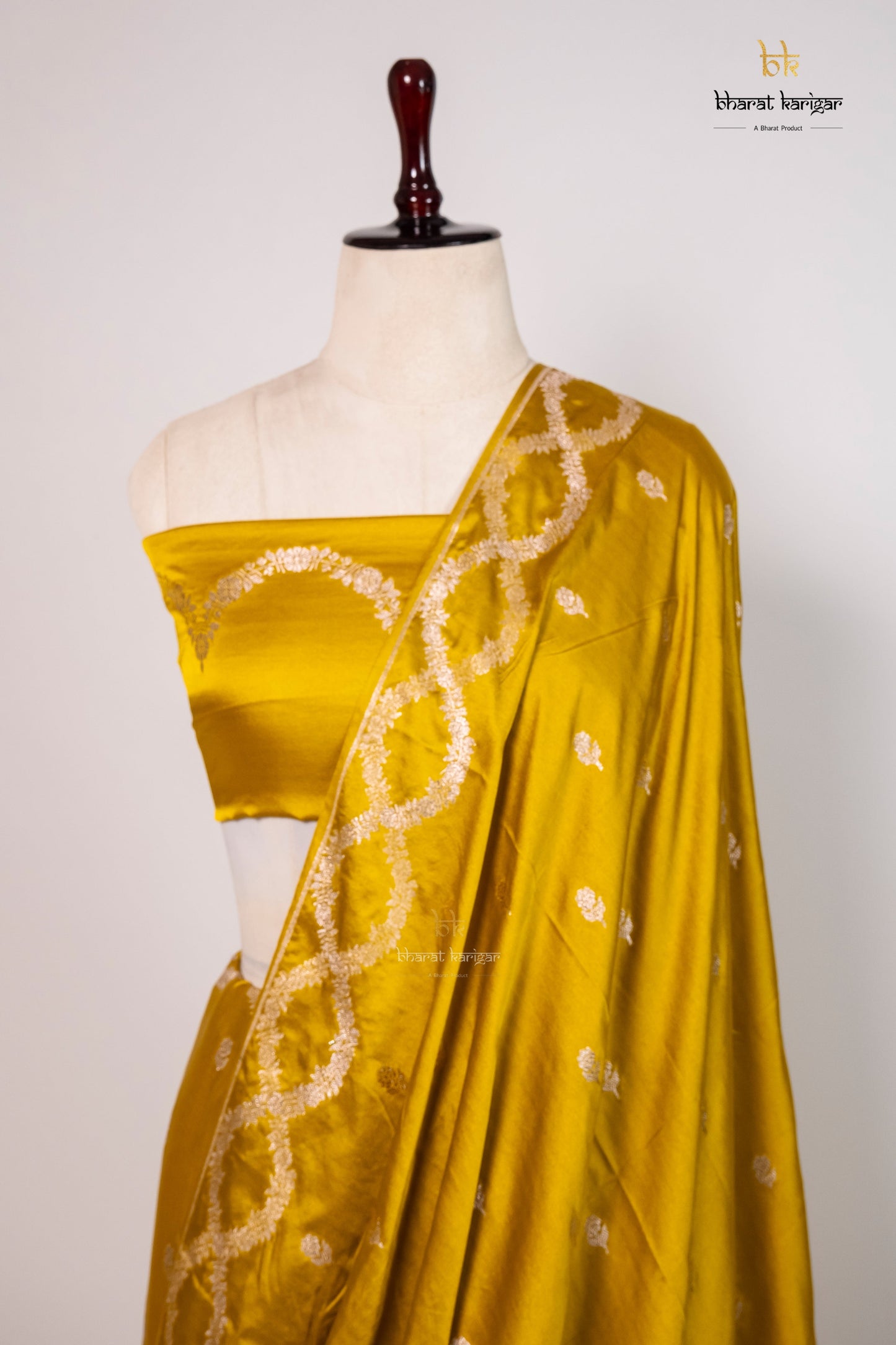 Banarasi mashru handloom Silk code-BSH26