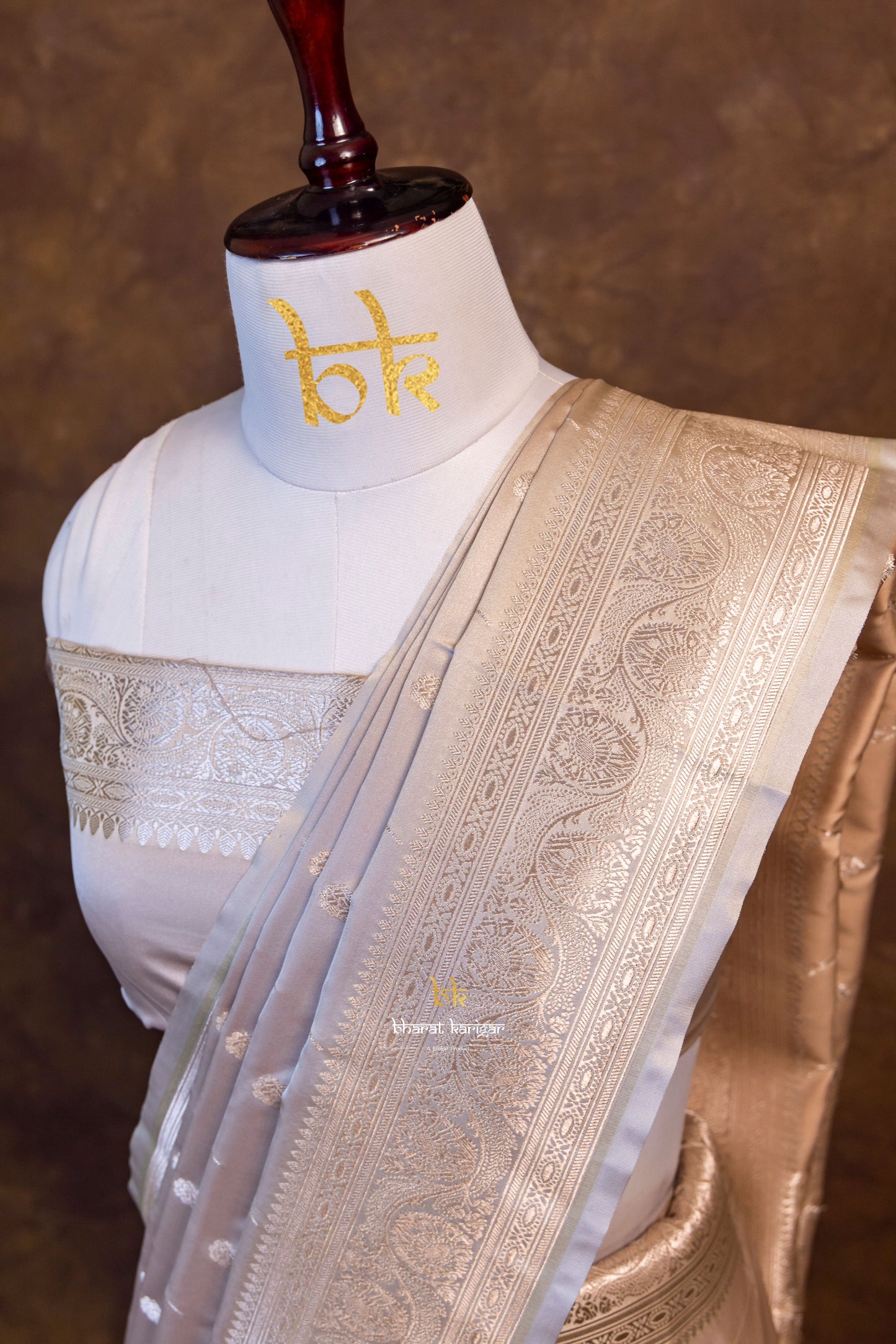 Banarasi mashru handloom Silk code-BYD059