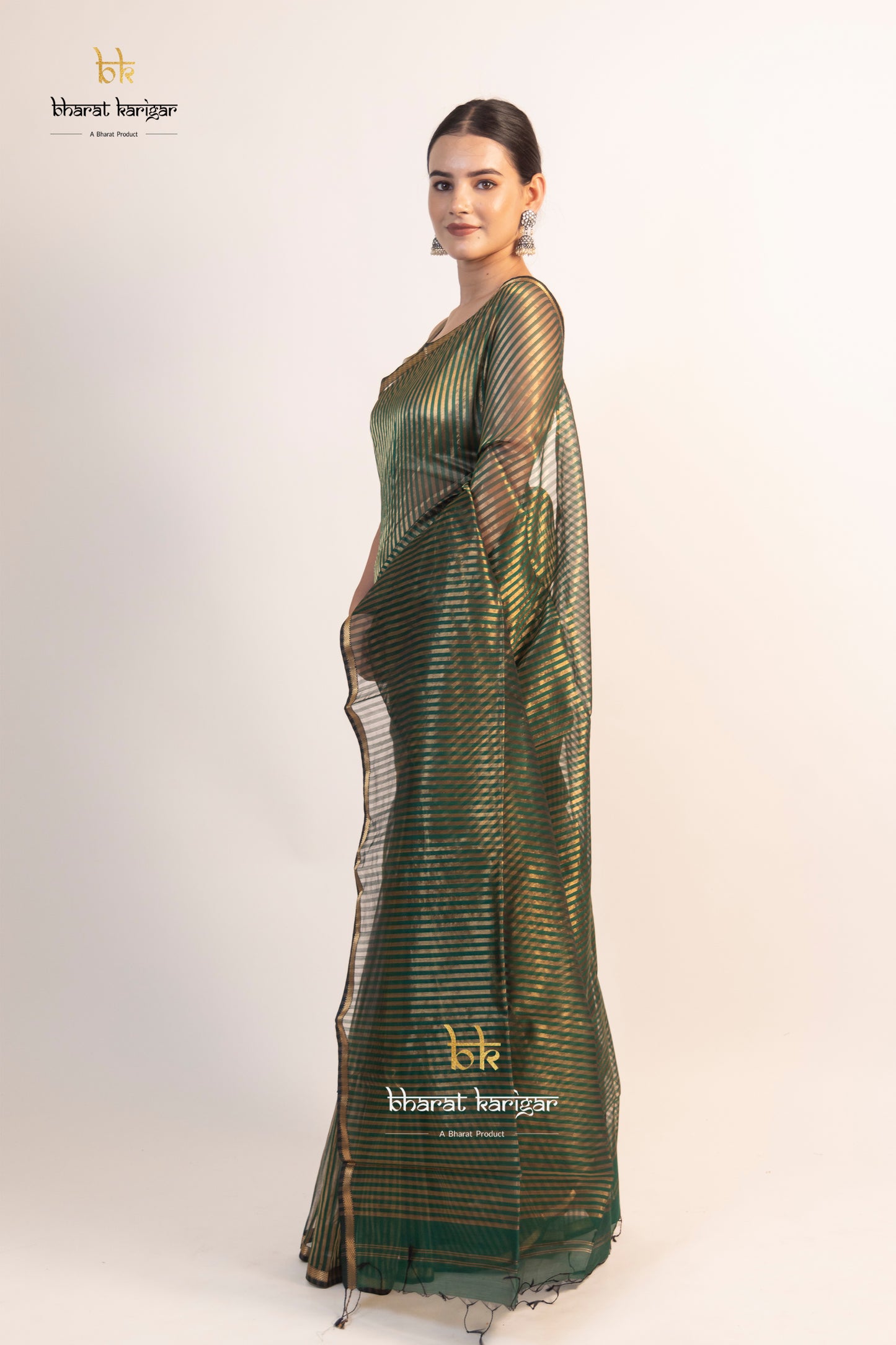 Maheshwari handloom Saree -Product code-THA019