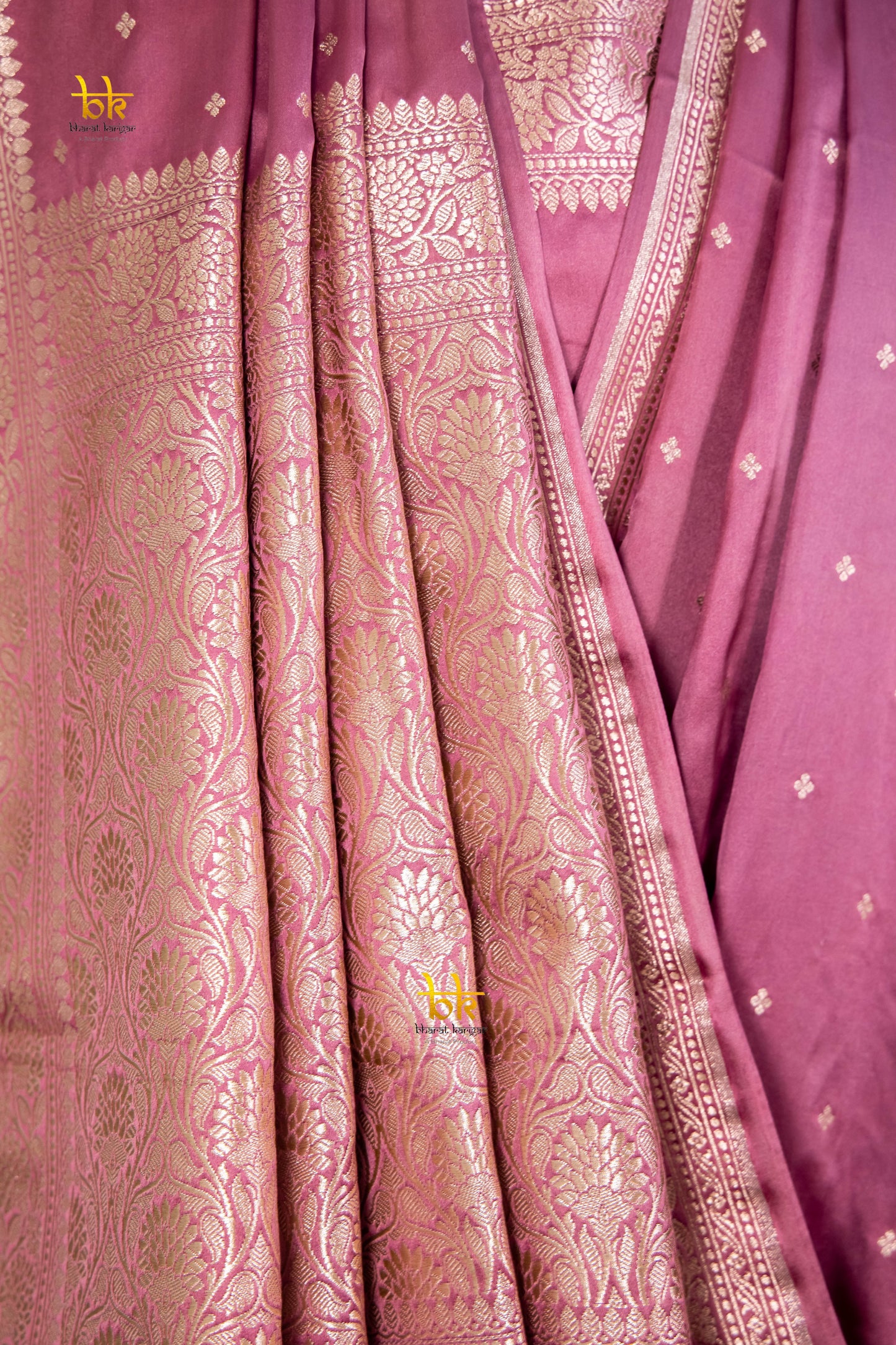Banarasi mashru handloom Silk code-BYD134