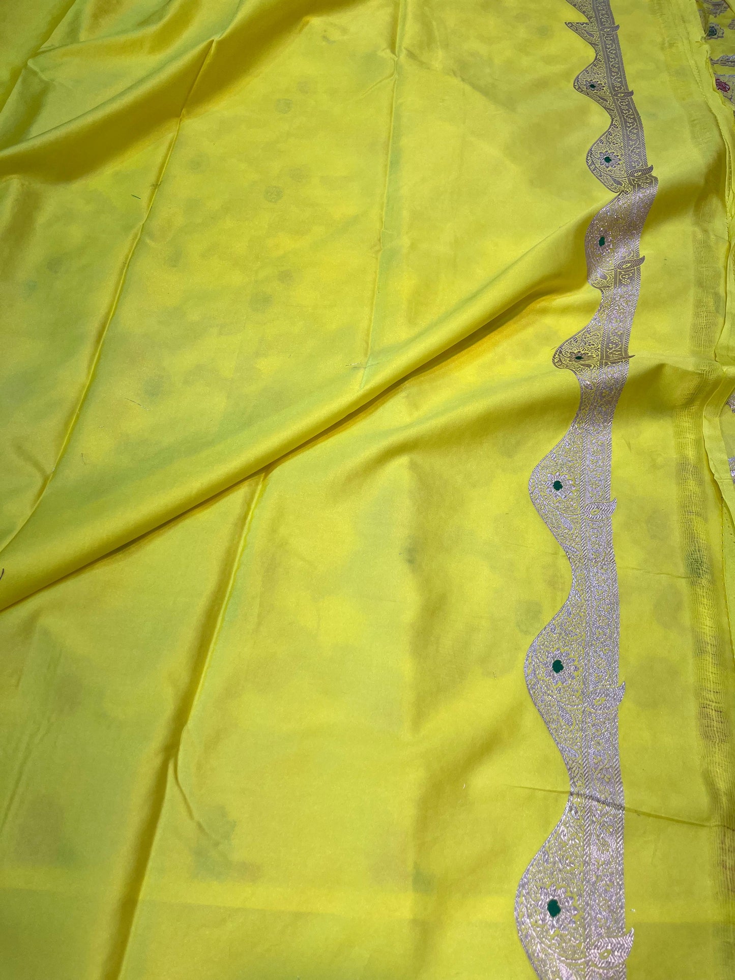 Banarasi mashru handloom Silk code-BSH56