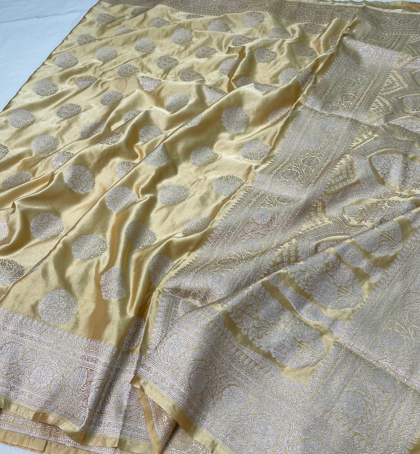 Banarasi mashru handloom Silk code-BSU10