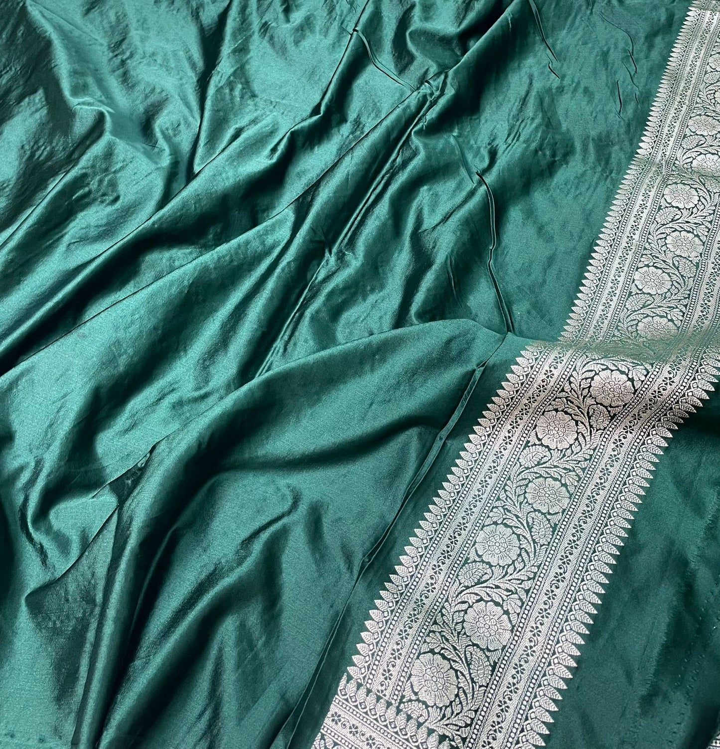 Banarasi mashru handloom Silk code-BSU08