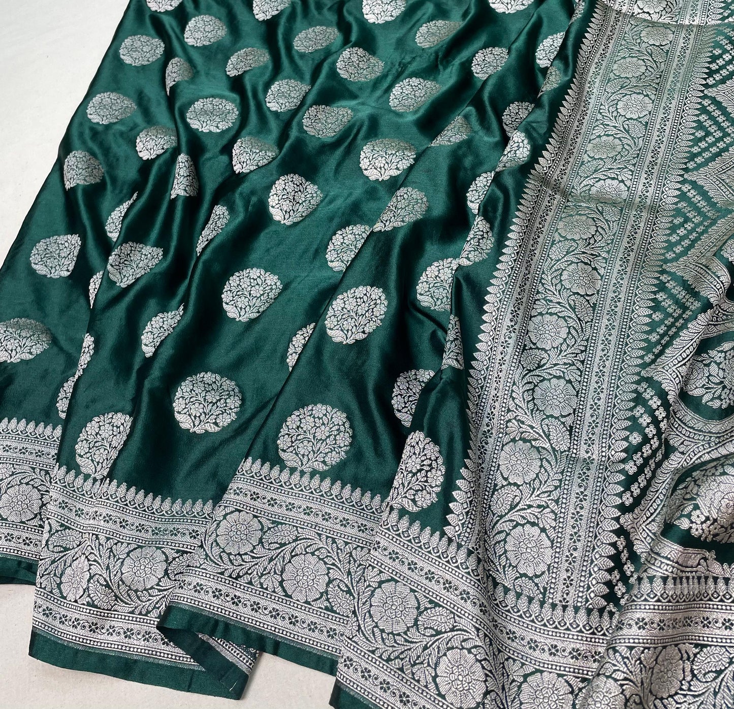 Banarasi mashru handloom Silk code-BSU08