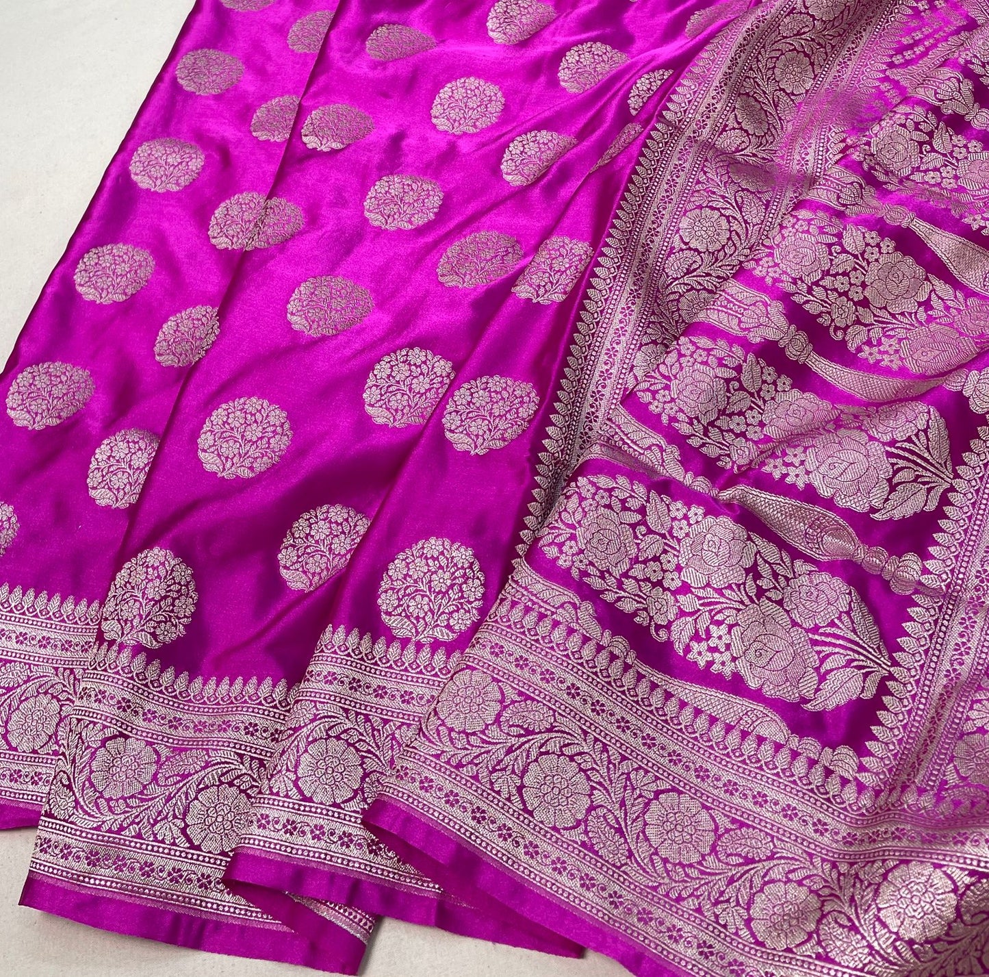 Banarasi mashru handloom Silk code-BSU09