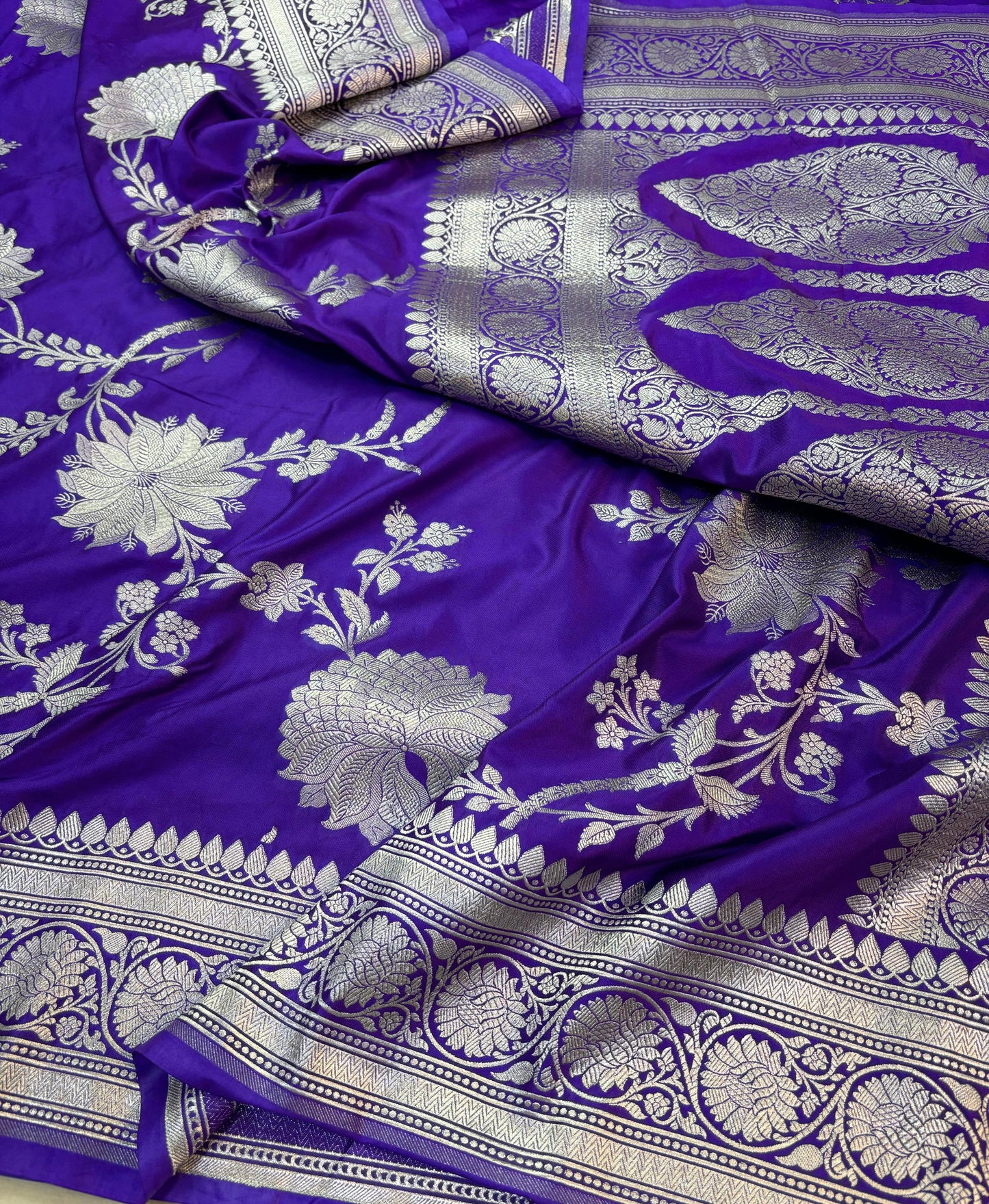 Banarasi mashru handloom Silk code-BSU16