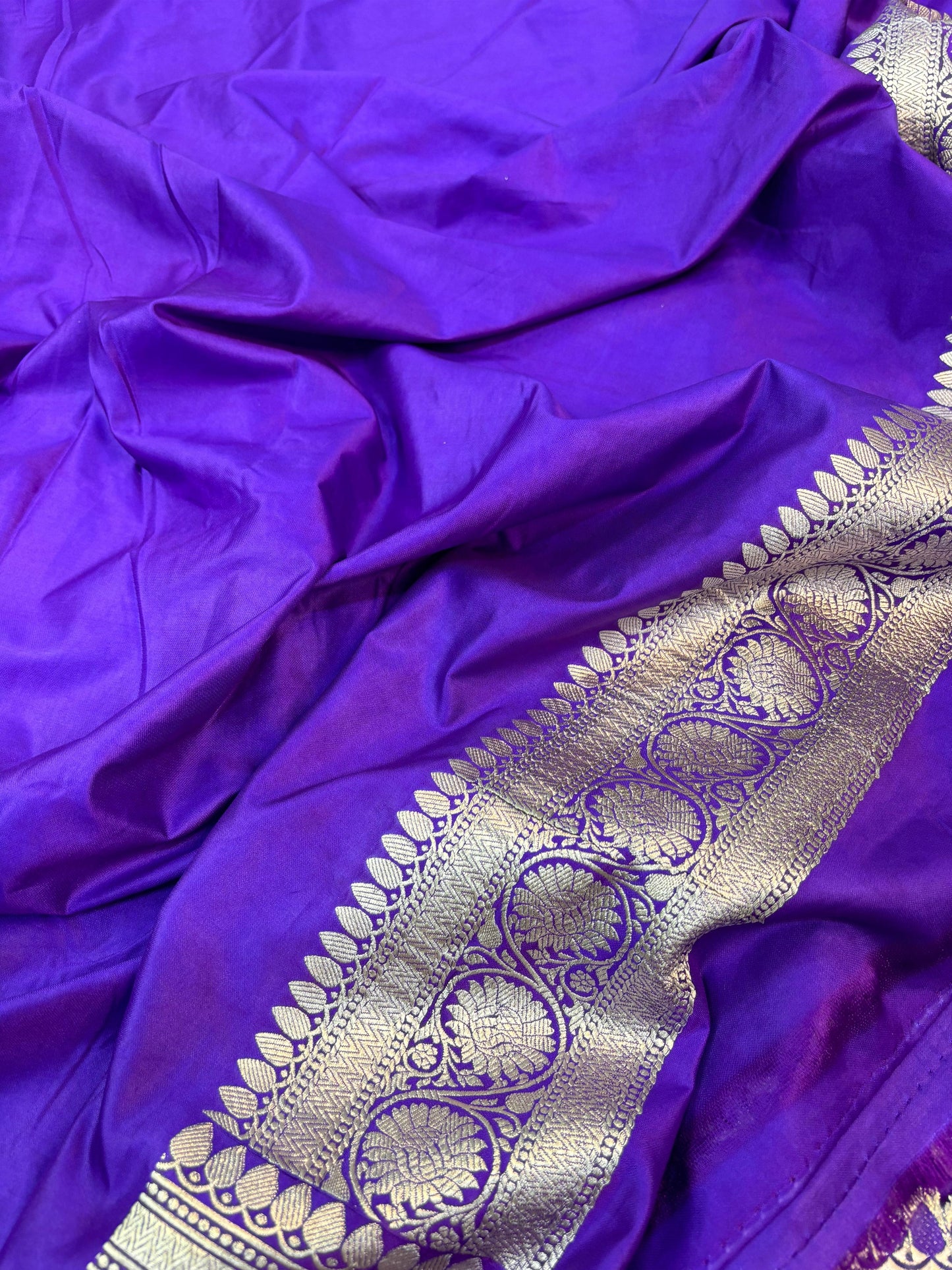 Banarasi mashru handloom Silk code-BSU16