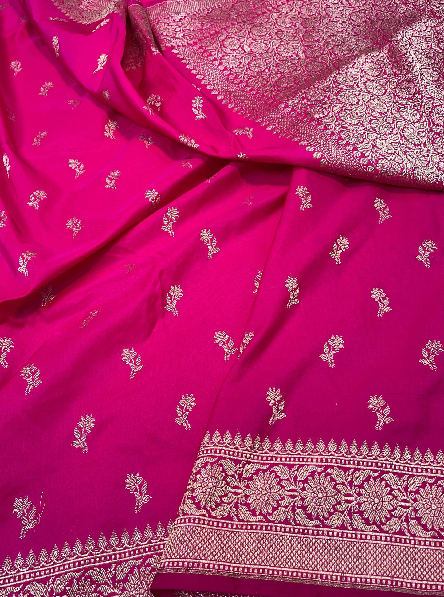 Banarasi mashru handloom Silk code-BSU17
