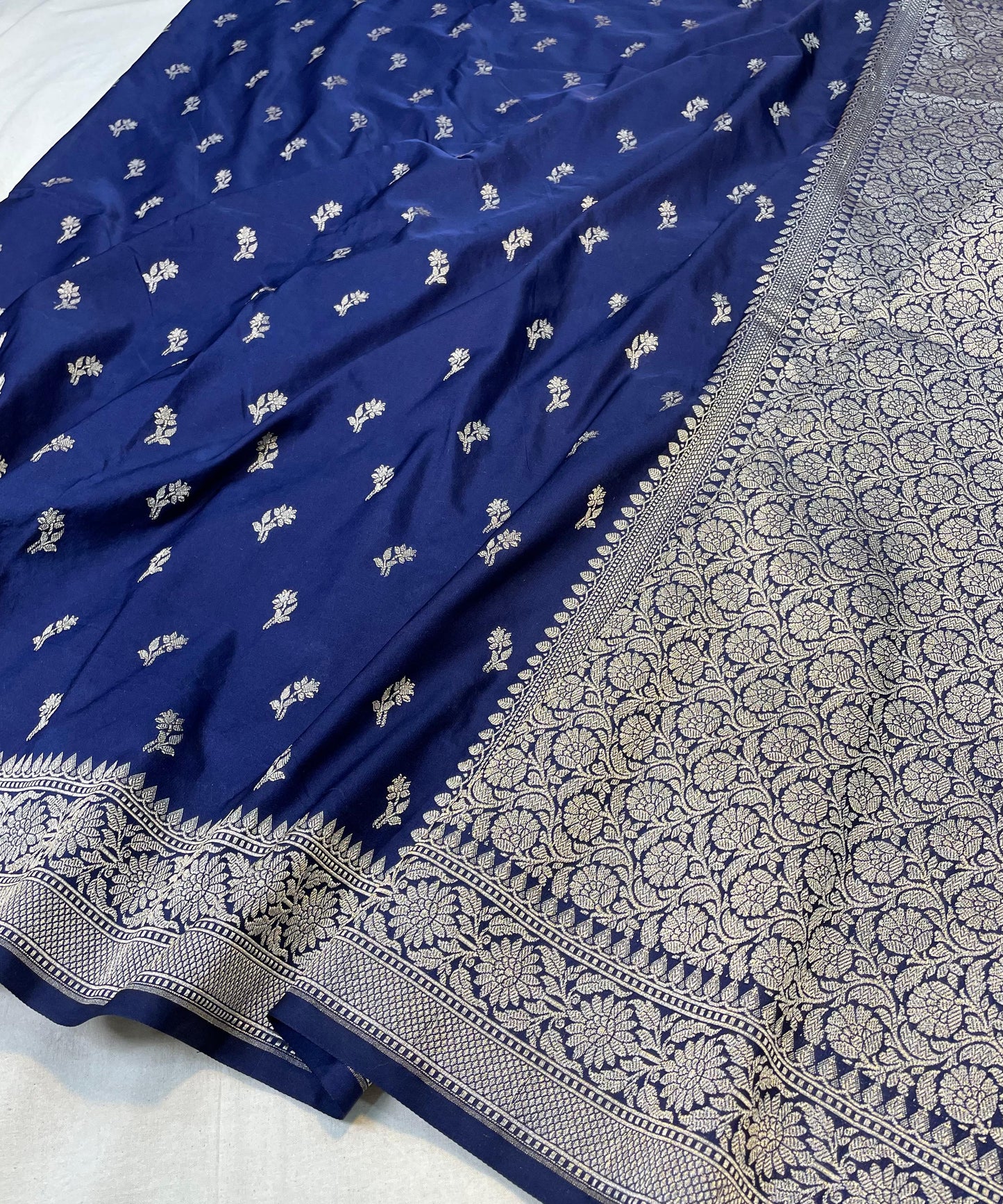Banarasi mashru handloom Silk code-BSU18
