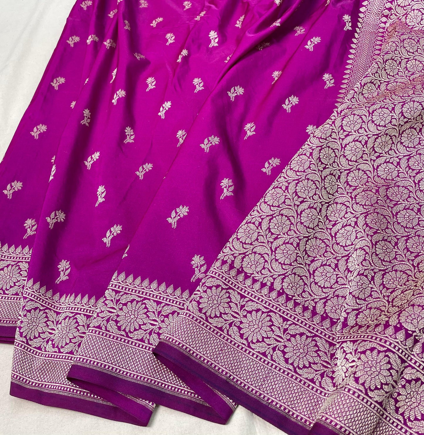 Banarasi mashru handloom Silk code-BSU19