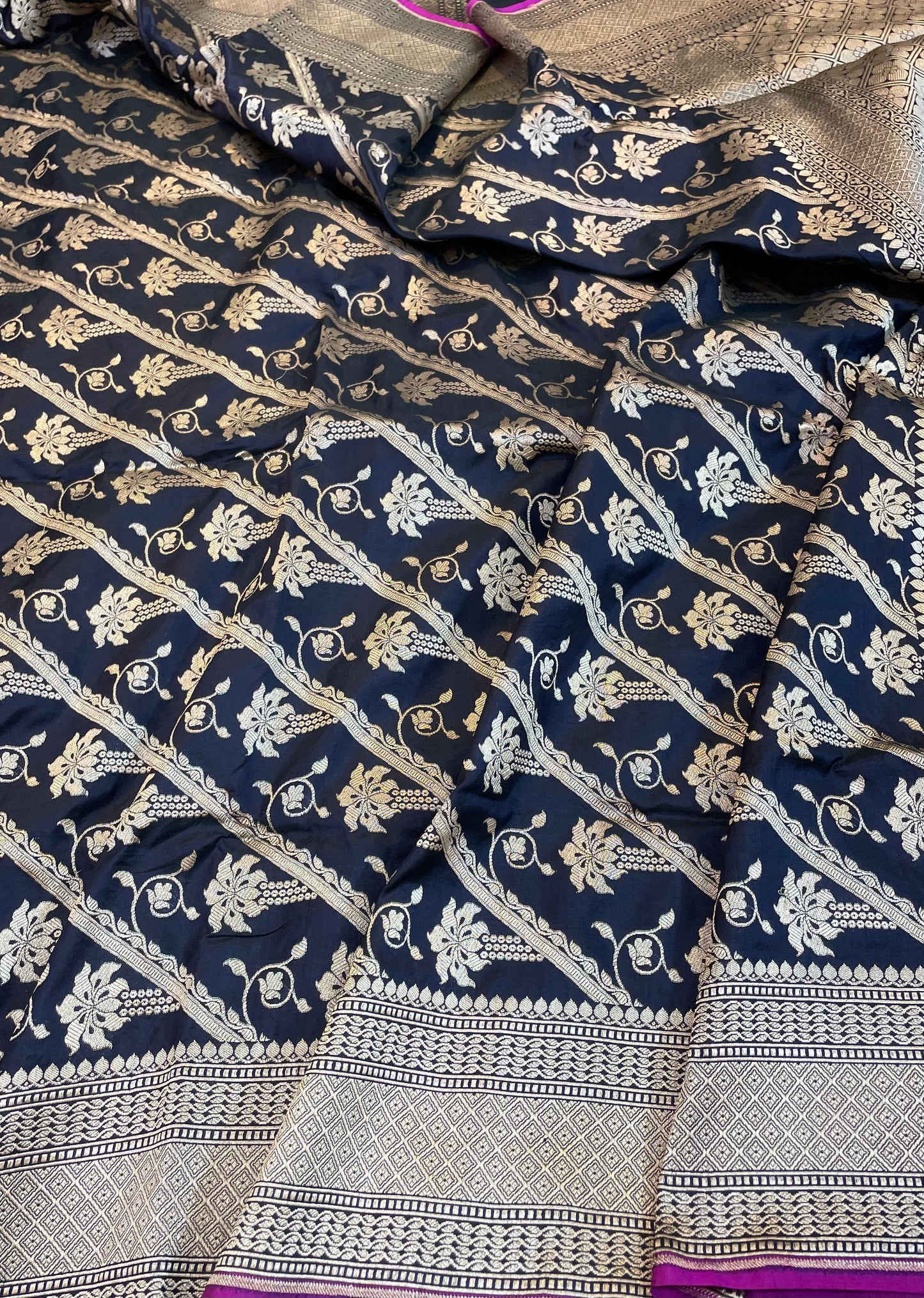 banarasi pure katan silk Saree Code-WEA045