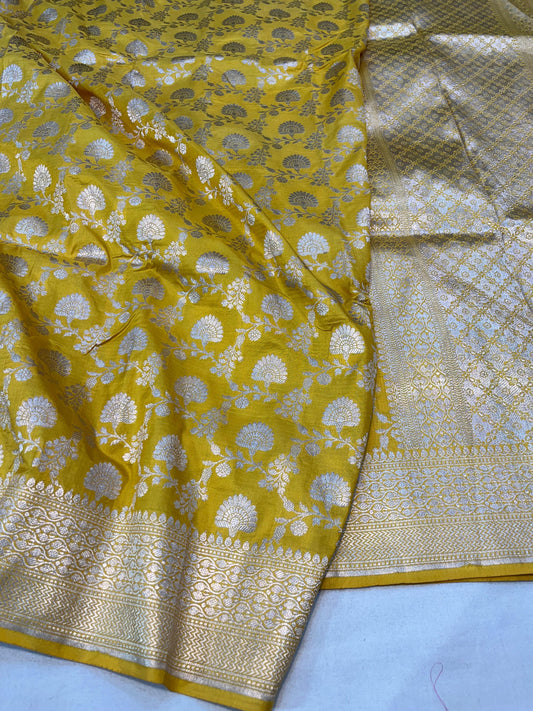 banarasi pure katan silk Saree Code-WEA049