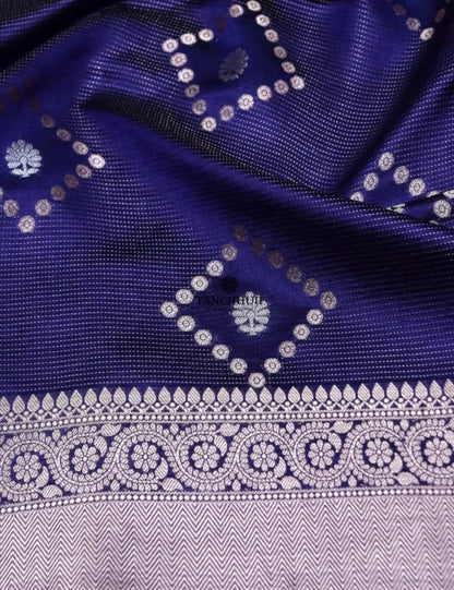 Banarasi handloom premium Katan silk saree Code-SUA033