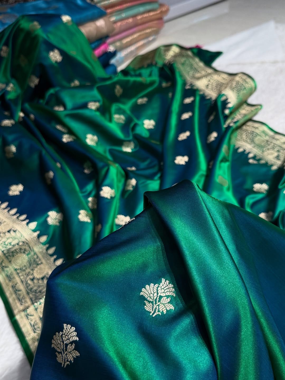 Banarasi soft Mashru silk saree Code-SUA012