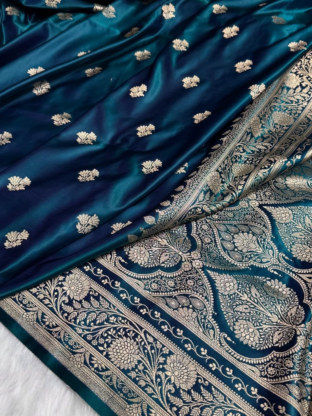 Banarasi soft Mashru silk saree Code-SUA010