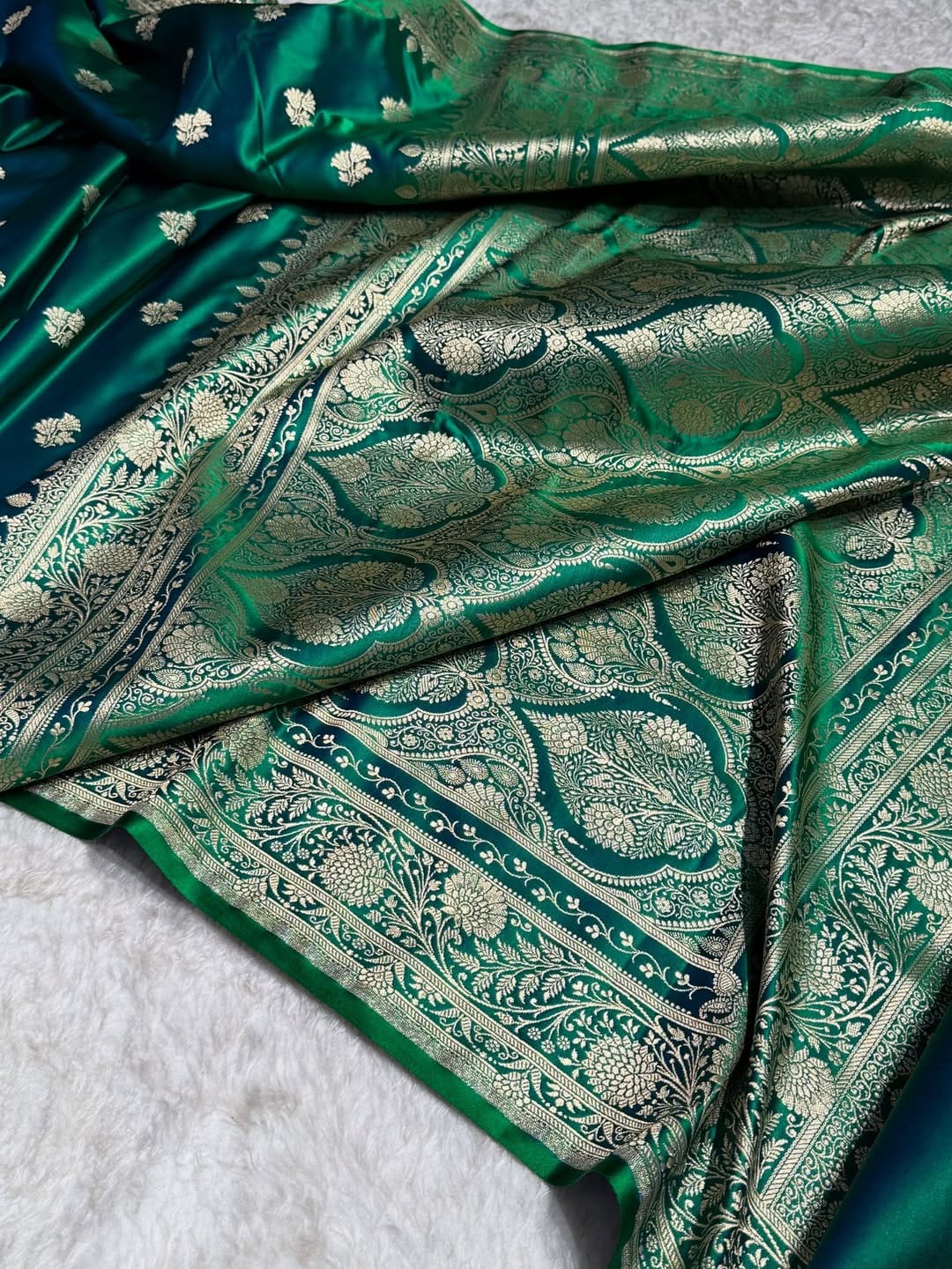 Banarasi soft Mashru silk saree Code-SUA012