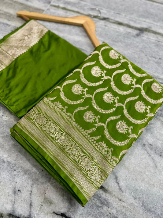 Banarasi soft Mashru silk saree Code-SUA004