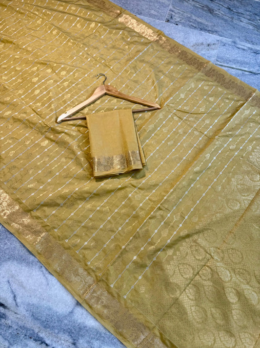 Banarasi handloom premium semi-chiffon silk Saree Code-SUA020
