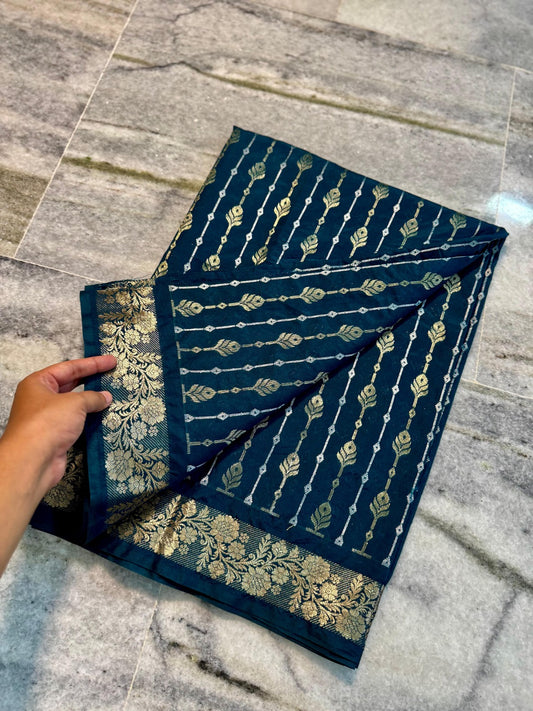 Banarasi handloom premium semi-chiffon silk Saree Code-SUA021