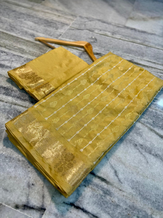 Banarasi handloom premium semi-chiffon silk Saree Code-SUA020