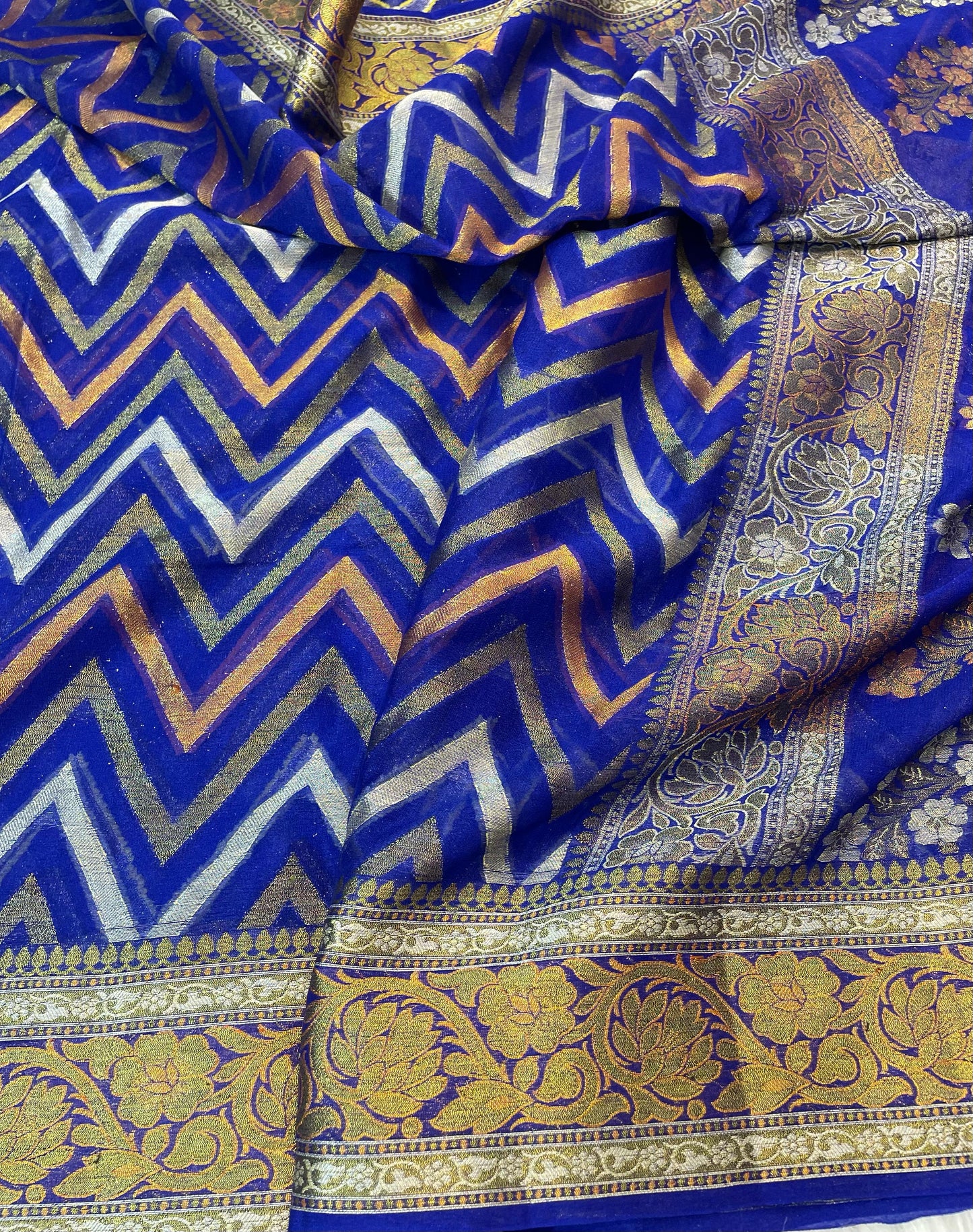 Banarasi handloom pure chiffon Sarees Code-THA001